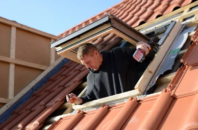 Pose de fenêtres de toit Velux à Parassy